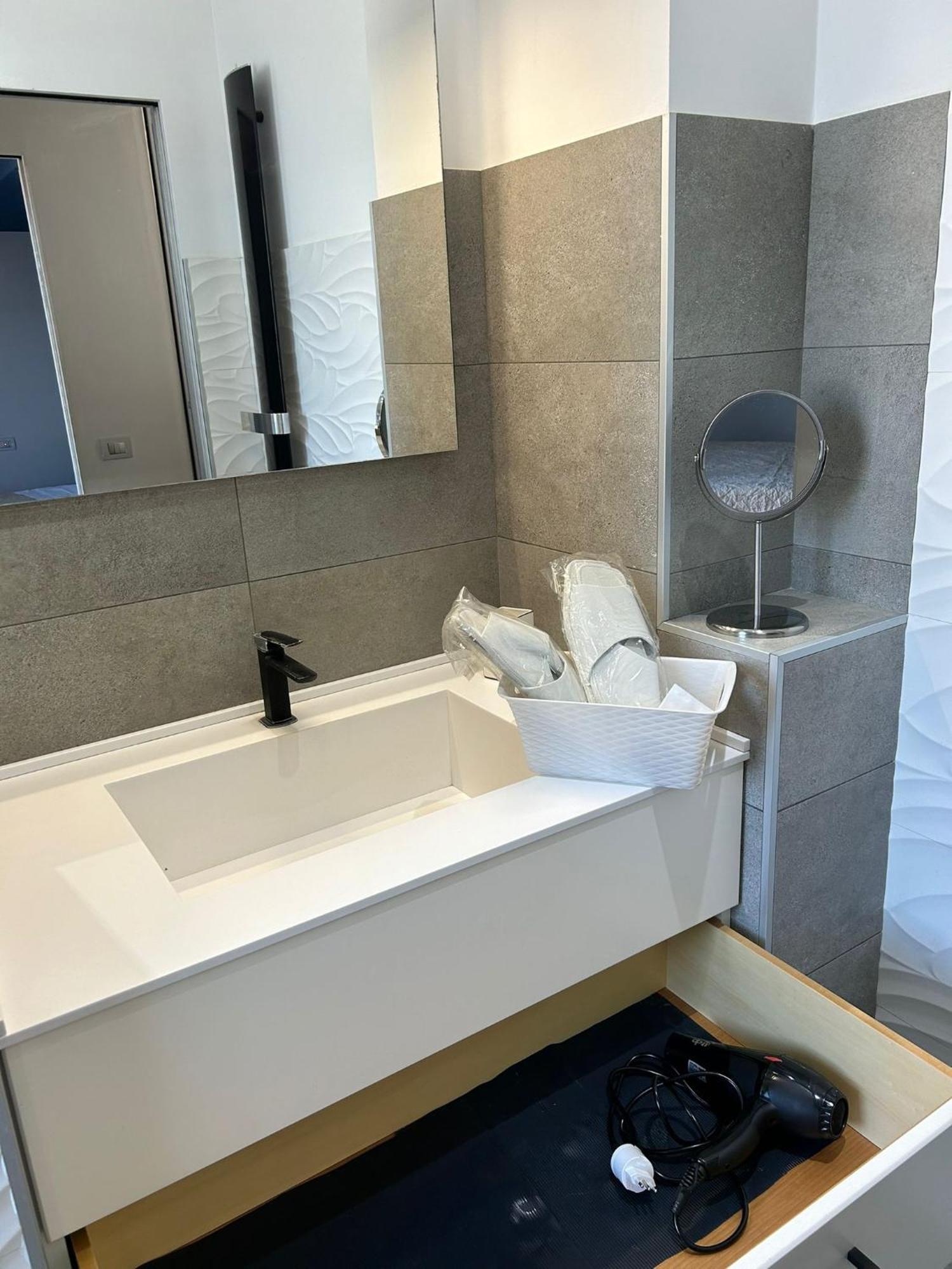 B&B Serangi - Il Piacere Di Sentirsi A Casa Cercola Luaran gambar